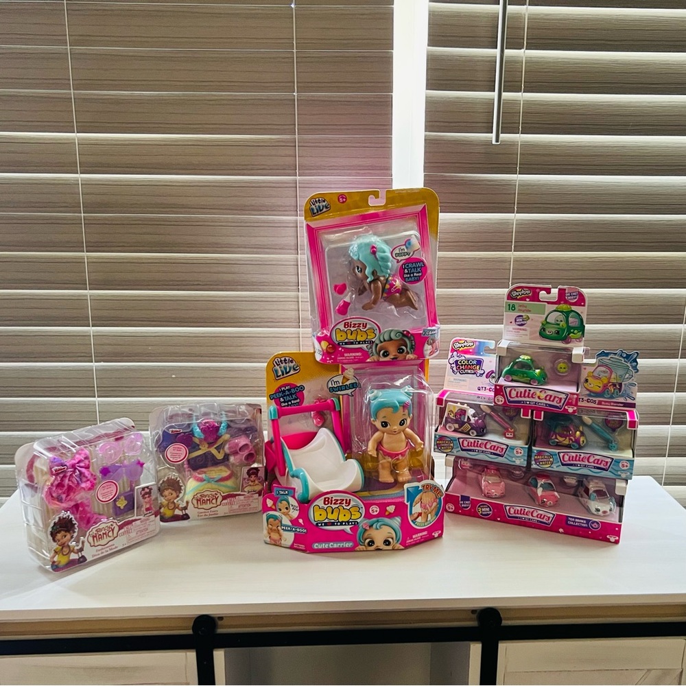 BIZZY BUBS, CUTIE CARS & FANCY NANCY TOY BUNDLE! All brand new - in packaging.